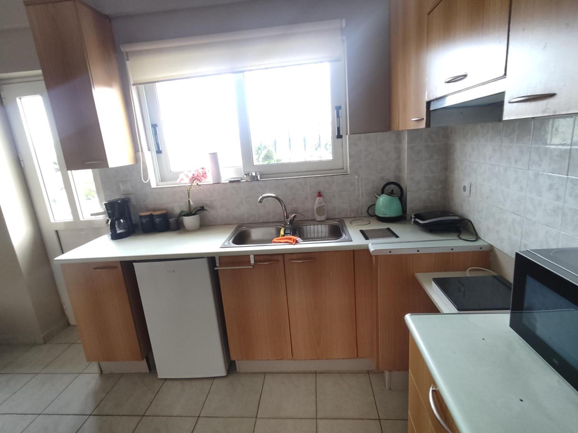 Aktis Apartment Near Airport Artemida  Exterior photo